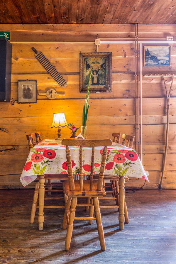 Restaurant table